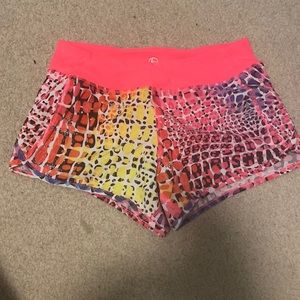 90 DEGREE athletic shorts - girls L/12